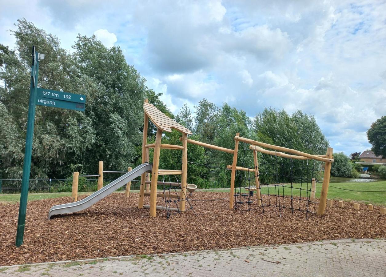 Dirkshorn Huisje Finn, Met Grote Tuin En Veel Privacy מראה חיצוני תמונה