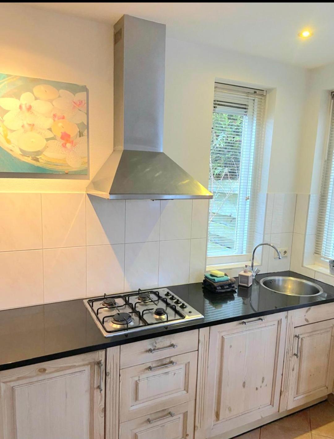 Dirkshorn Huisje Finn, Met Grote Tuin En Veel Privacy מראה חיצוני תמונה
